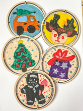 Načíst obrázek do prohlížeče Galerie, Dětské vánoční ozdoby k domalování (a dotvoření jako podtácek)