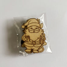 Načíst obrázek do prohlížeče Galerie, Dřevěné výřezy k vytvoření magnetek - VÁNOCE