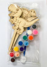 Načíst obrázek do prohlížeče Galerie, Dřevěné zápichy k domalování - DINOSAURUS