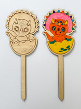 Načíst obrázek do prohlížeče Galerie, Dřevěné zápichy k domalování - DINOSAURUS