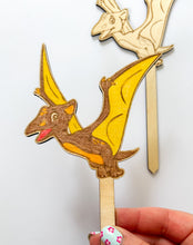 Načíst obrázek do prohlížeče Galerie, Dřevěné zápichy k domalování - DINOSAURUS