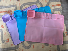 Načíst obrázek do prohlížeče Galerie, Silikonová podložka na malování pro děti