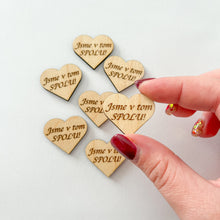 Načíst obrázek do prohlížeče Galerie, Dřevěné srdce s nápisem 3 cm - ČESKÉ NÁPISY