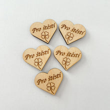 Načíst obrázek do prohlížeče Galerie, Dřevěné srdce s nápisem 3 cm - ČESKÉ NÁPISY