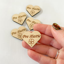 Načíst obrázek do prohlížeče Galerie, Dřevěné srdce s nápisem 3 cm - SLOVENSKÉ NÁPISY