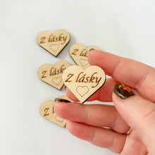 Načíst obrázek do prohlížeče Galerie, Dřevěné srdce s nápisem 3 cm - SLOVENSKÉ NÁPISY