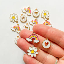 Načíst obrázek do prohlížeče Galerie, Přívěšek k ozdobení- více možností