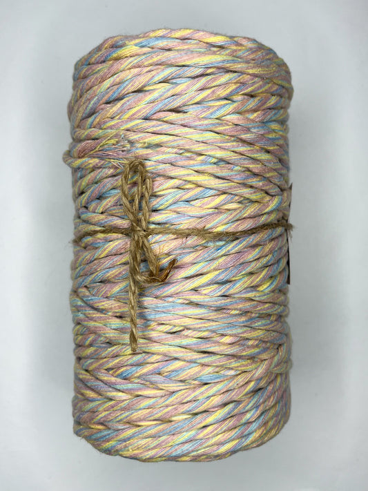 Klubíčko 10/20 m - 🌈❄️ Duhová příze Macramé 3 mm (rozčesatelná)