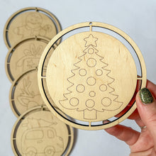 Načíst obrázek do prohlížeče Galerie, Dětské vánoční ozdoby k domalování (a dotvoření jako podtácek)