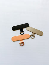 Načíst obrázek do prohlížeče Galerie, Držák na popruh na telefon (kovový/4 barvy))