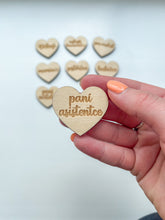 Načíst obrázek do prohlížeče Galerie, DOPRODEJ - Dřevěné srdce s nápisem 4 cm
