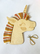 Načíst obrázek do prohlížeče Galerie, Kreativní DIY set - Macramé Jednorožec