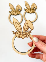 Načíst obrázek do prohlížeče Galerie, Dřevěný zajíček k dotvoření