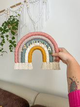 Načíst obrázek do prohlížeče Galerie, Macramé duha na přání