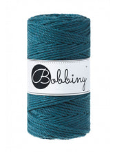 Načíst obrázek do prohlížeče Galerie, Bobbiny macramé 3PLY 3 mm regular (rozčesatelná)