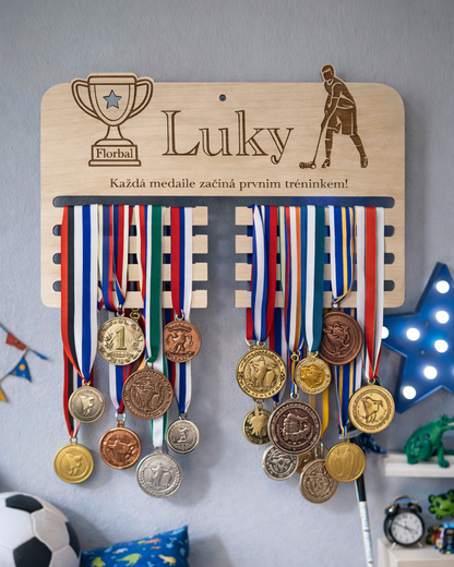 Držák na medaile - personalizace na přání