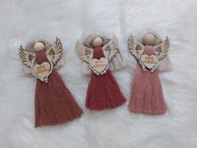 Načíst obrázek do prohlížeče Galerie, Dřevěná andělská křídla - macramé anděl (více variant)
