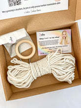 Načíst obrázek do prohlížeče Galerie, Kreativní DIY set - Macramé závěs na květiny
