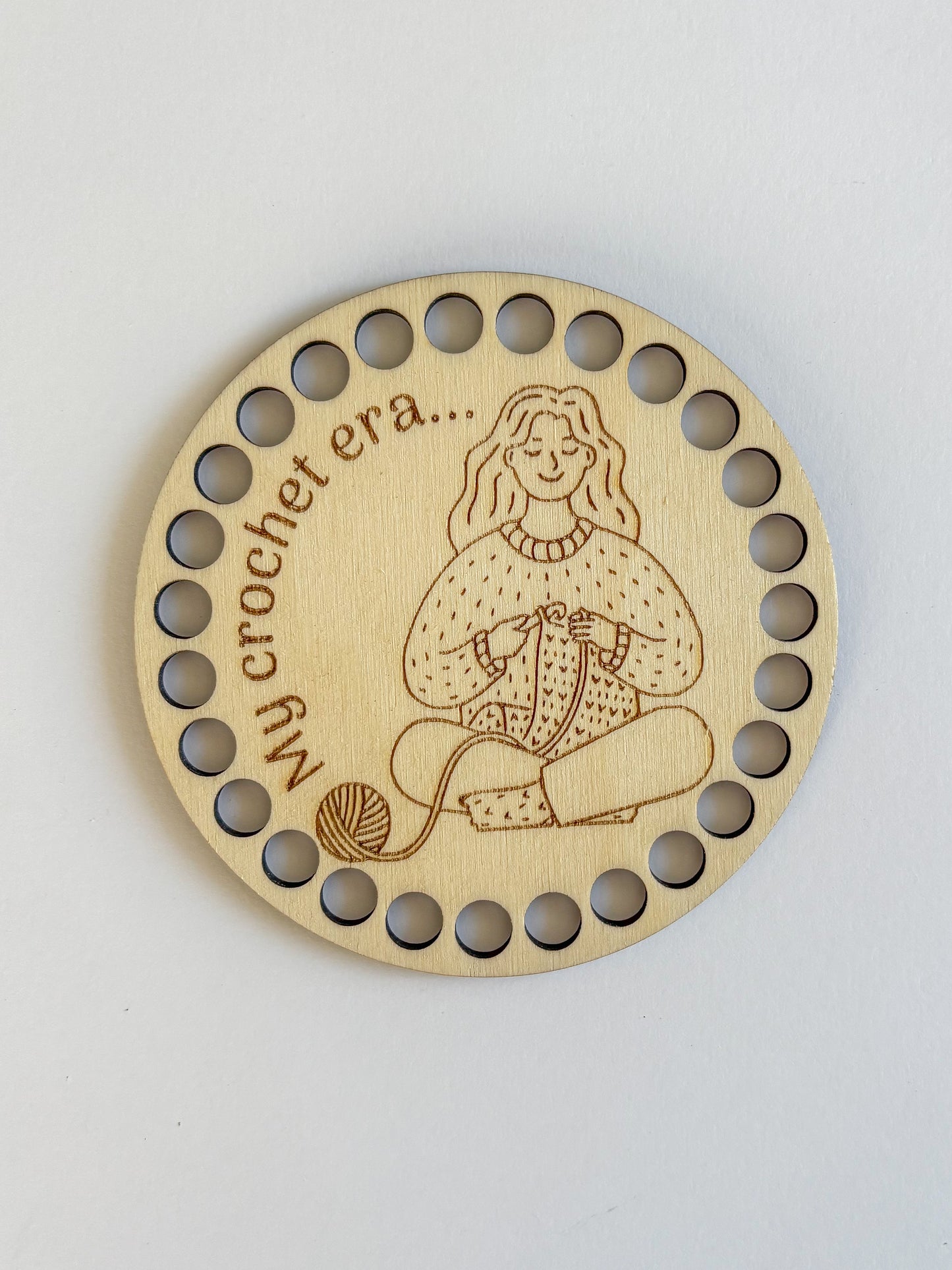 Dřevěný podtácek NA HÁČKOVÁNÍ - 10 cm