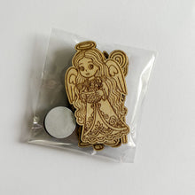 Načíst obrázek do prohlížeče Galerie, Dřevěné výřezy k vytvoření magnetek - MIKULÁŠ
