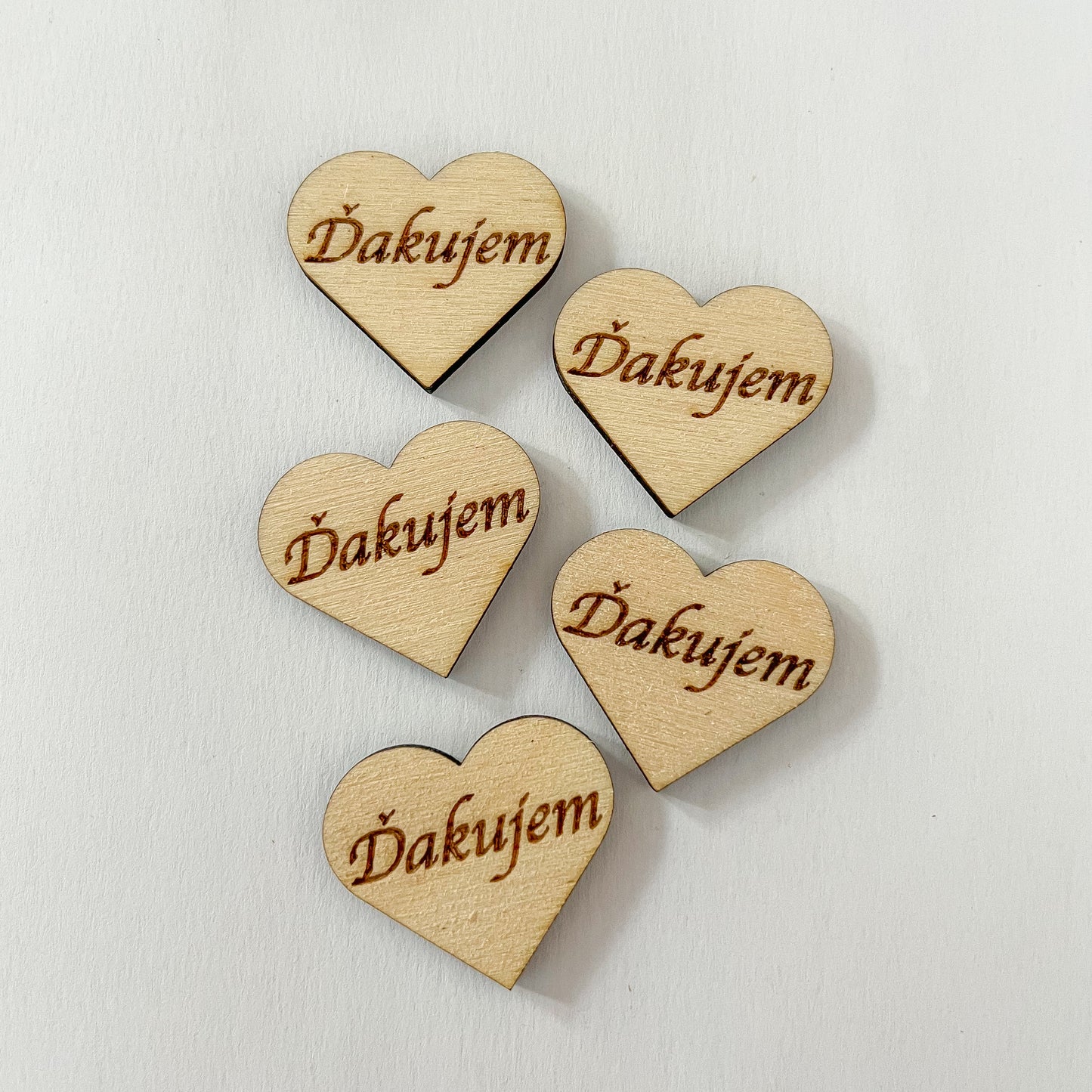 Dřevěné srdce s nápisem 3 cm - SLOVENSKÉ NÁPISY