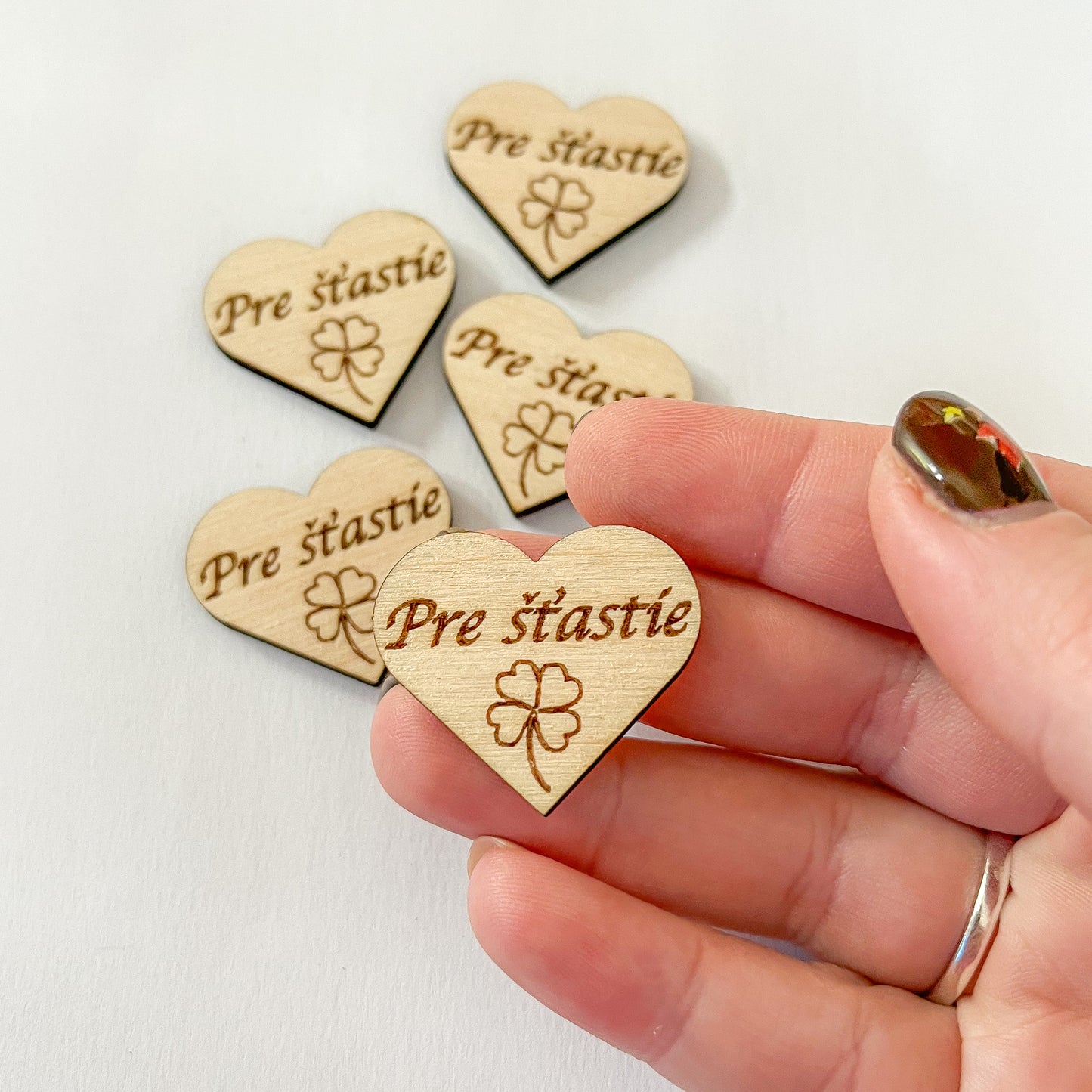 Dřevěné srdce s nápisem 3 cm - SLOVENSKÉ NÁPISY