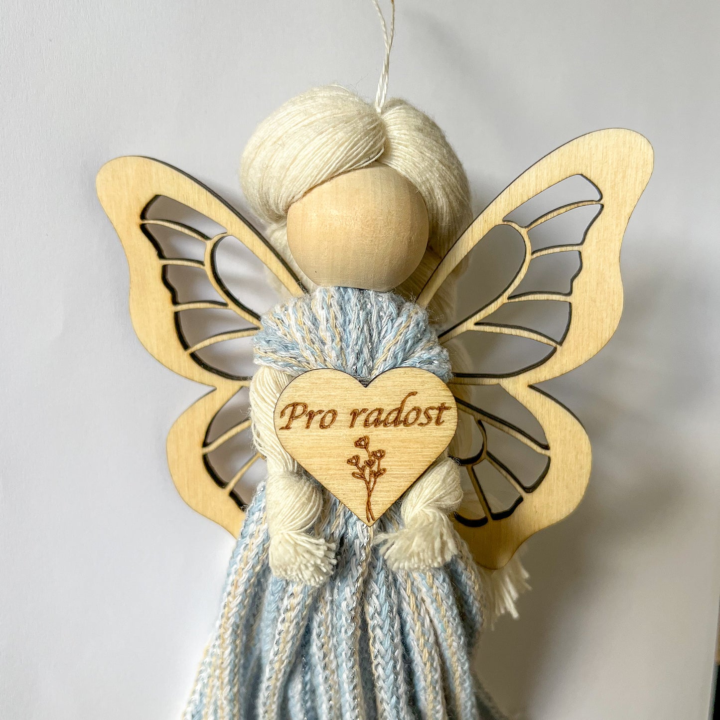 Dřevěná andělská křídla - motýlek (více velikostí)