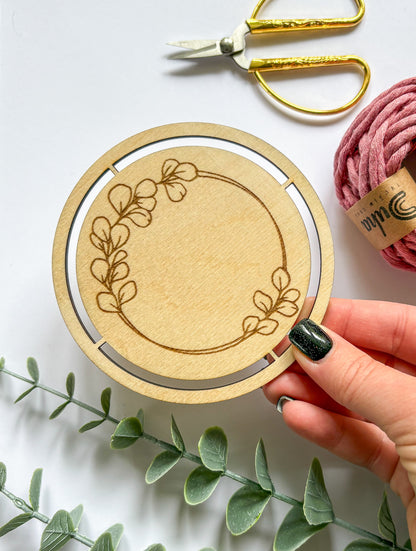 Dřevěný podtácek pro Macramé a Háčkování - EUCALYPTUS