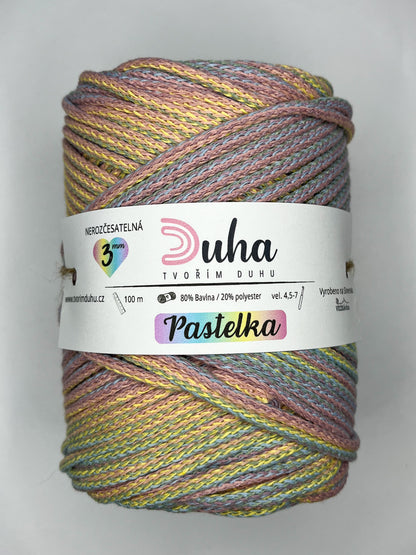 Klubíčko 10/20 m 🌈🌸❄️Duhová příze 3 mm (nerozčesatelná)