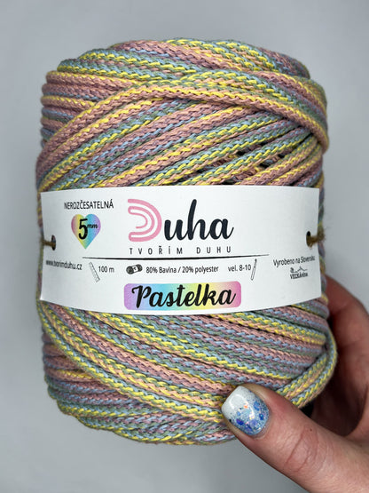 Kreativní sada - Macramé popruh na mobil