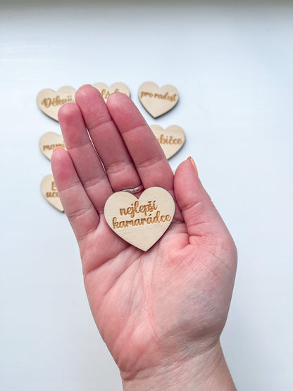 DOPRODEJ - Dřevěné srdce s nápisem 4 cm