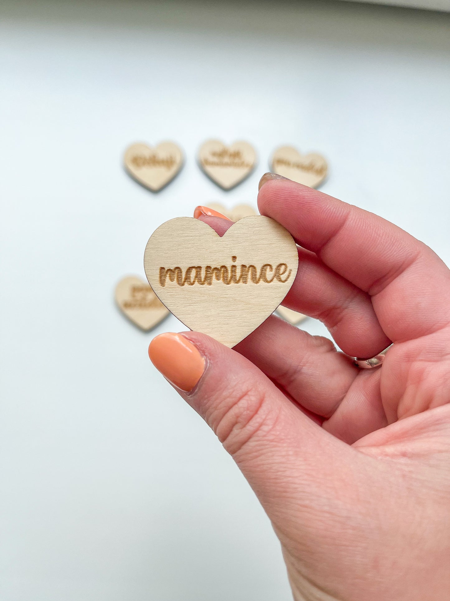 DOPRODEJ - Dřevěné srdce s nápisem 4 cm