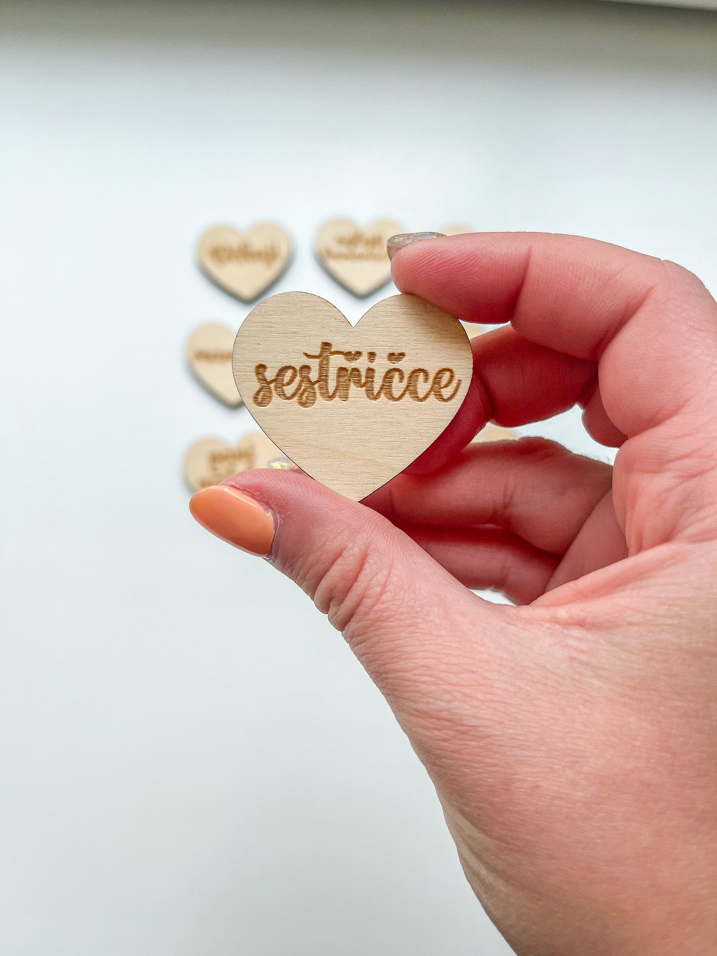 DOPRODEJ - Dřevěné srdce s nápisem 4 cm