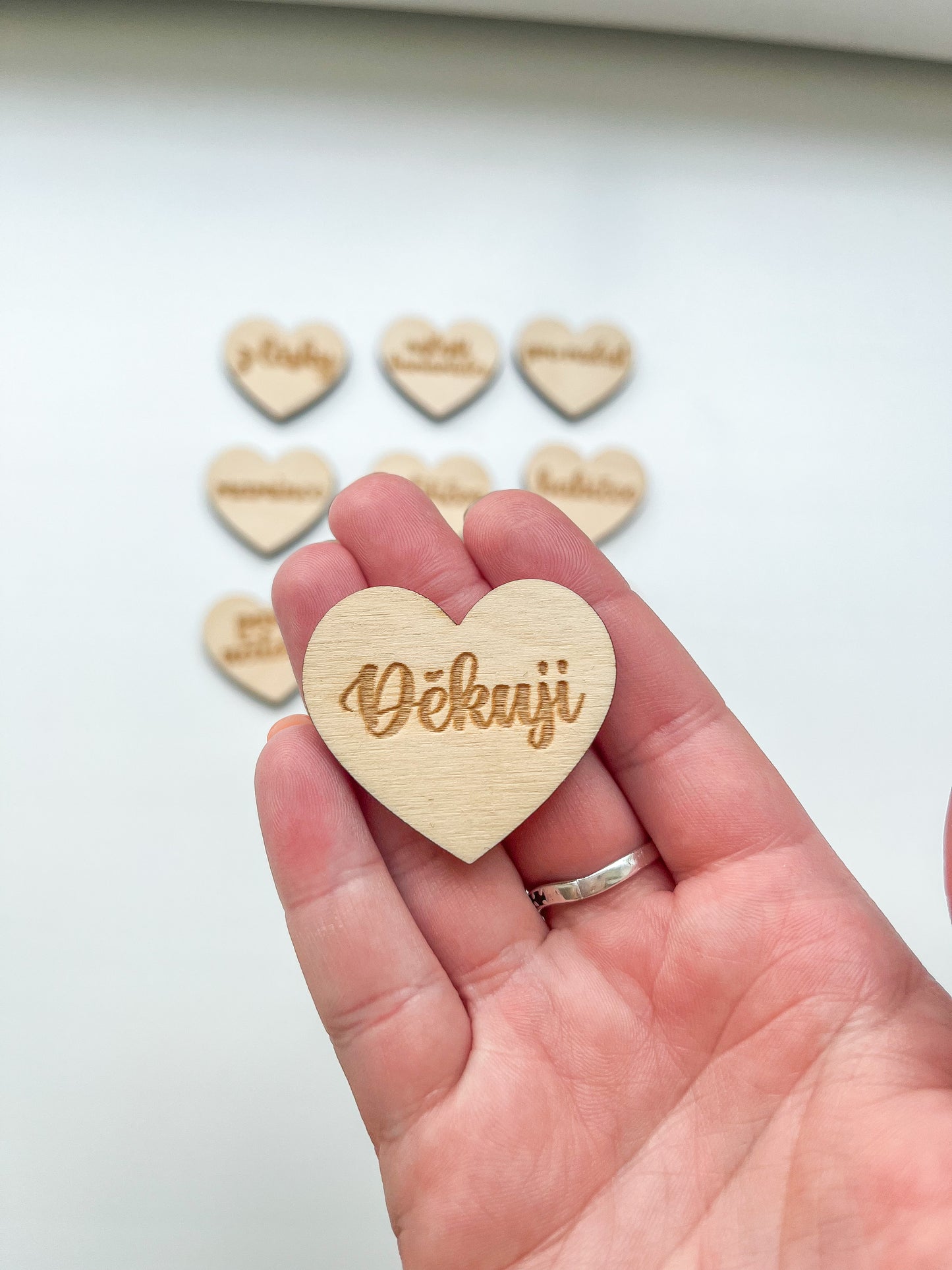 DOPRODEJ - Dřevěné srdce s nápisem 4 cm