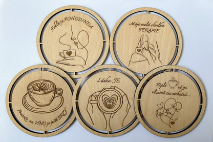 KÁVOMILKA - Dřevěný podtácek 10 cm