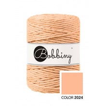 Načíst obrázek do prohlížeče Galerie, Návin 10/20 m - Bobbiny Macramé XXL 5 mm regular (rozčesatelná)
