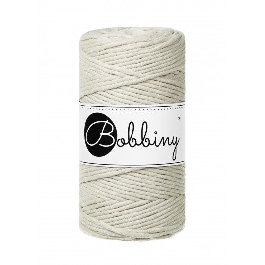 Klubíčko 10/20 m Bobbiny macramé 3 mm regular (rozčesatelná)