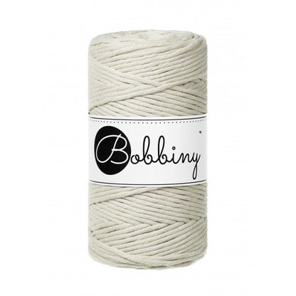 Klubíčko 10/20 m Bobbiny macramé 3 mm regular (rozčesatelná)