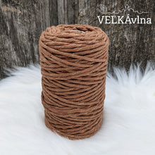 Načíst obrázek do prohlížeče Galerie, VELKÁvlna macramé příze 3 mm se ZLATOU (rozčesatelná)
