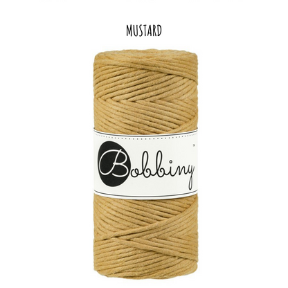 Klubíčko 10/20 m Bobbiny macramé 3 mm regular (rozčesatelná)
