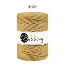 Načíst obrázek do prohlížeče Galerie, Klubíčko 10/20 m příze Bobbiny Macramé XXL 5 mm regular
