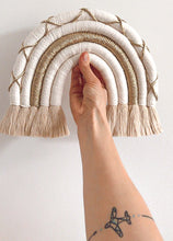 Načíst obrázek do prohlížeče Galerie, Macramé duha Zlatonka
