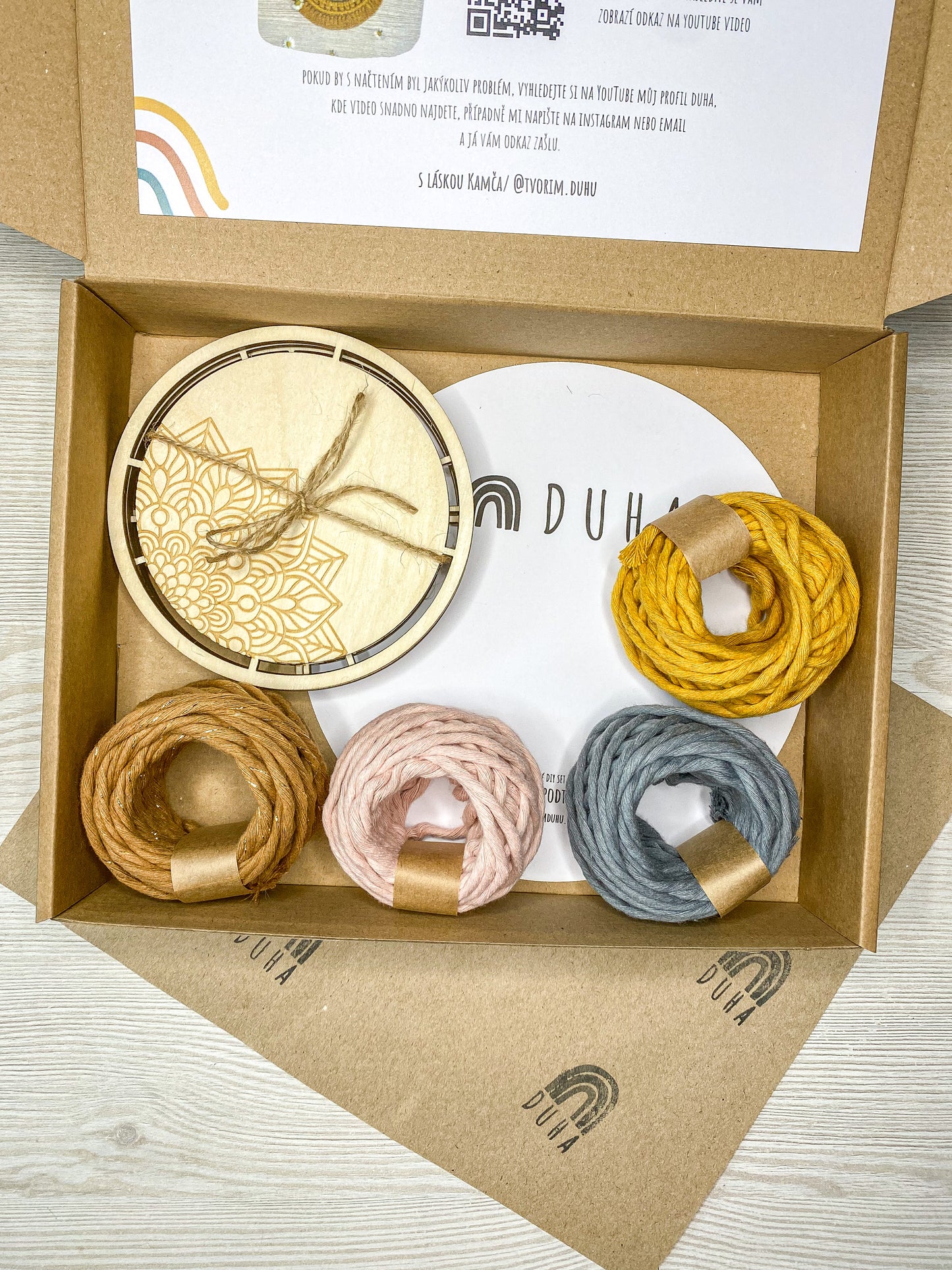 Kreativní sada - Dřevěný Macramé podtácek (více variant)