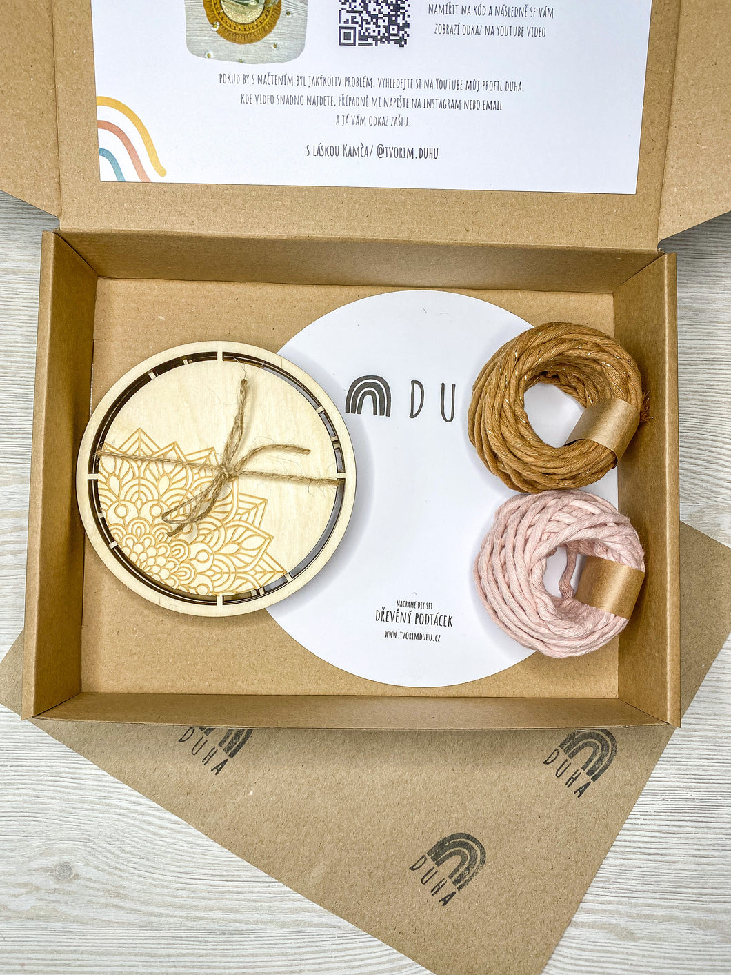 Kreativní DIY set - Dřevěný Macramé podtácek (více variant)