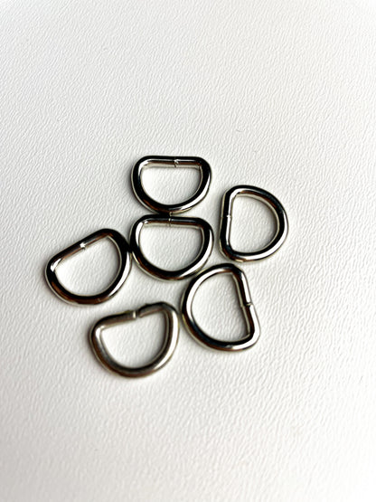 Kovové očko/polokroužek