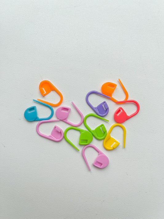 Výhodné balení pomůcek pro háčkování