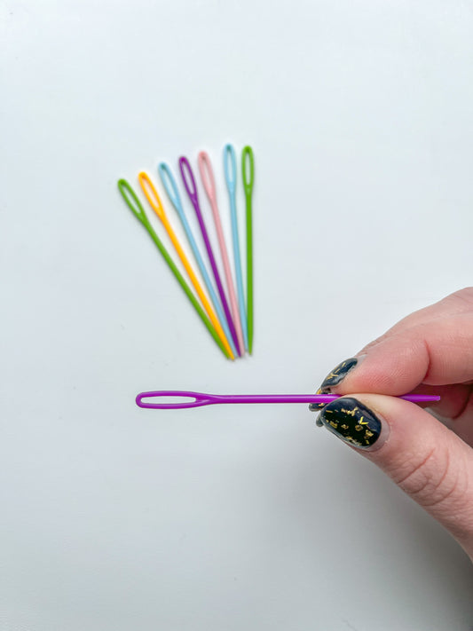 Tupá jehla plastová