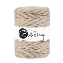 Načíst obrázek do prohlížeče Galerie, Návin 10/20 m - Bobbiny Macramé XXL 5 mm regular (rozčesatelná)
