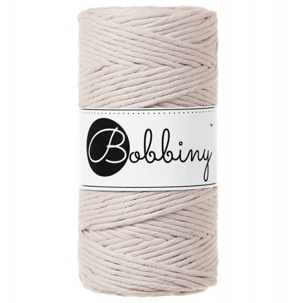 Klubíčko 10/20 m Bobbiny macramé 3 mm regular (rozčesatelná)