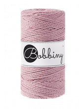 Načíst obrázek do prohlížeče Galerie, Bobbiny macramé 3PLY 3 mm regular (rozčesatelná)
